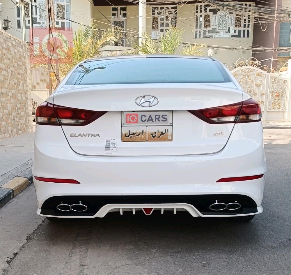 هیوندای ئەلەنترا